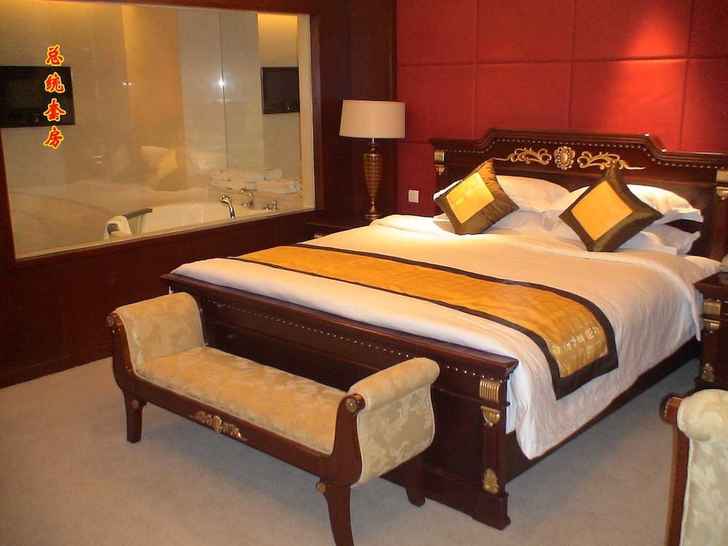 Tai'An Lijing Plaza Hotel Екстер'єр фото